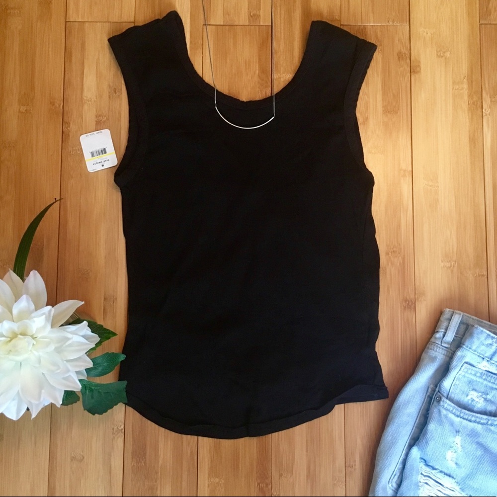 🖤NWT Free People Low Back Black Top🖤